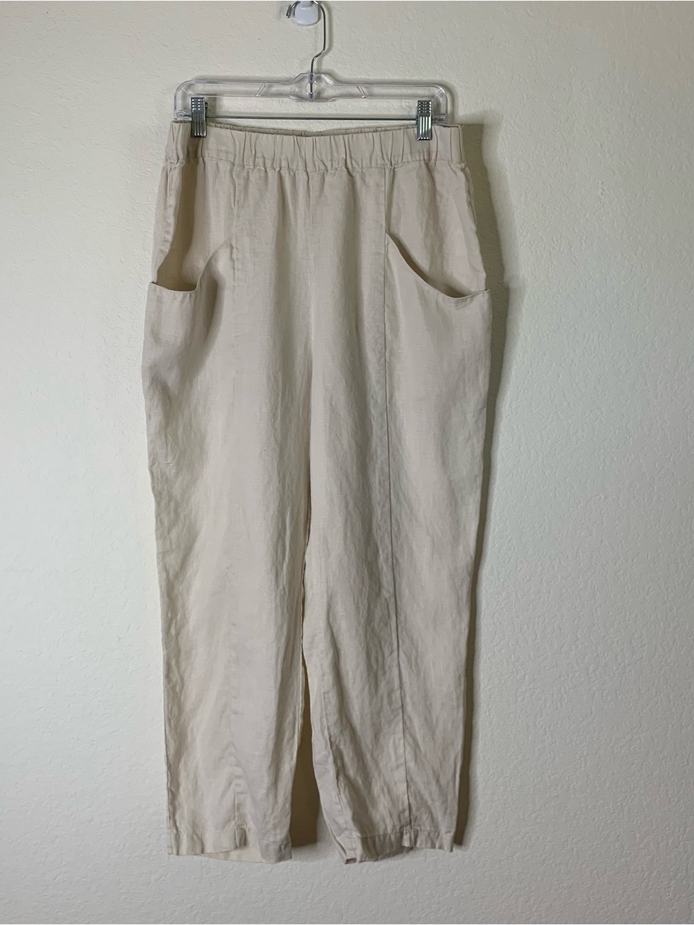 Quince European linen tapered ankle pants sand/cream L